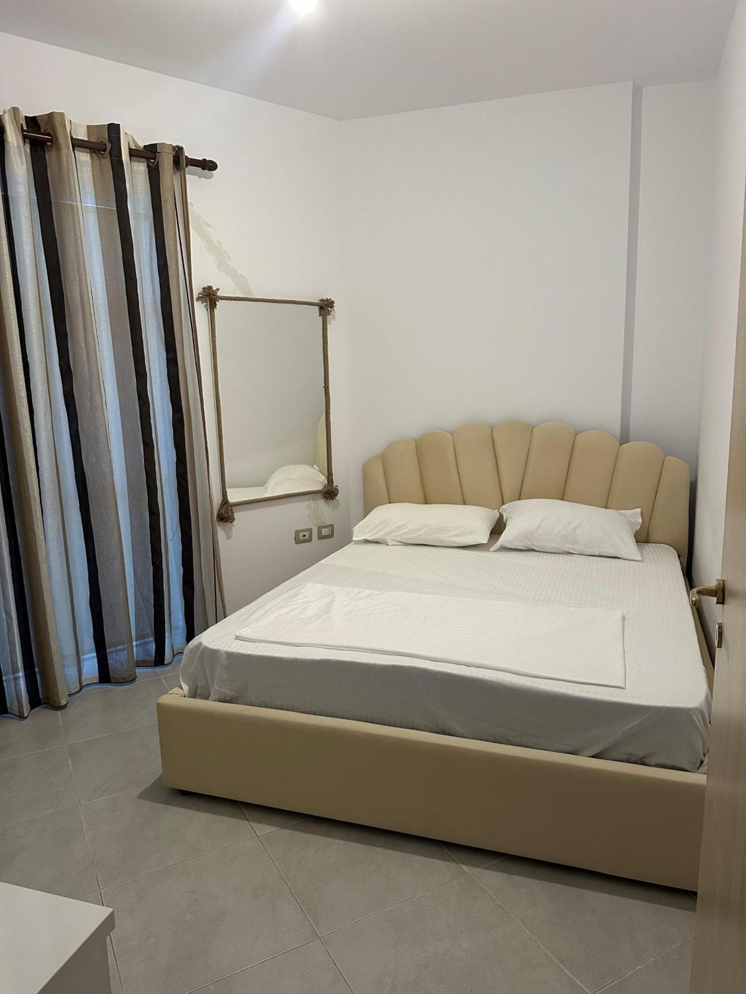 Sea View Apartment فلورا المظهر الخارجي الصورة